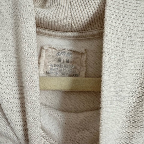 Aerie Cream Colorado Oversized Mockneck Sweatshirt Embroidered Graphic Size Med - Picture 3 of 6
